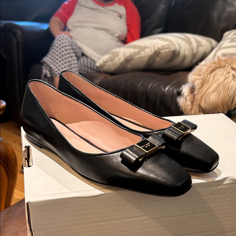 Kate Spade Brand new no tag   Butter leather shoes retails 179.00 Elegant Flats